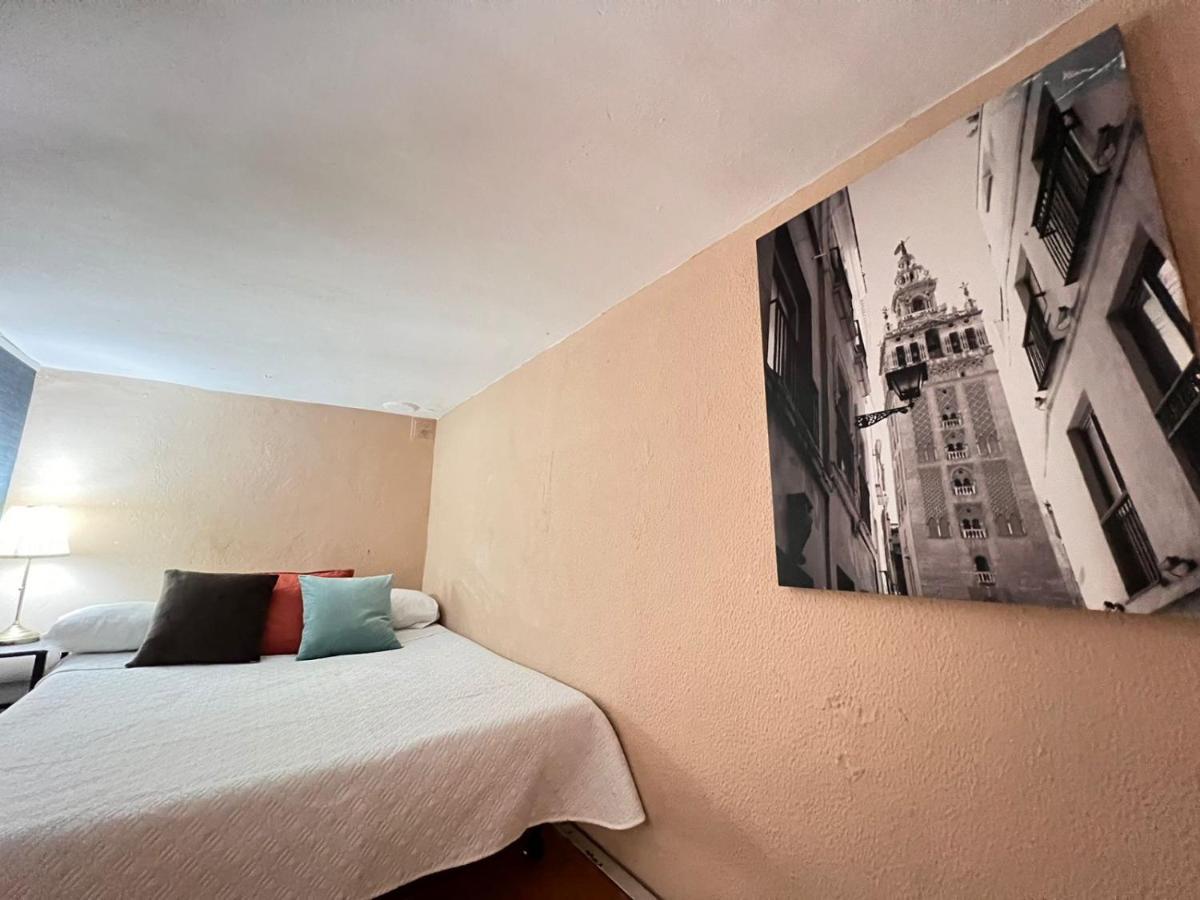 La Maestranza Apartment Rooms Севилья Номер фото