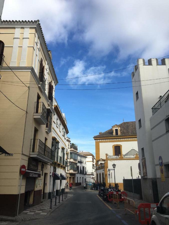 La Maestranza Apartment Rooms Севилья Экстерьер фото